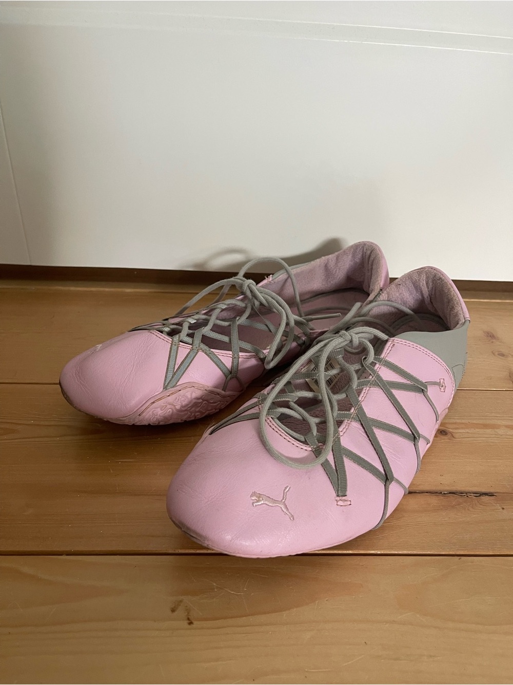 Rare Vintage Puma Pink and Grey Leather Sporty Ballet Flats - Picture 5 of 12